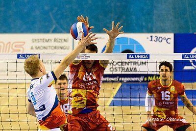 2021-12-11_180325_DC5_9459